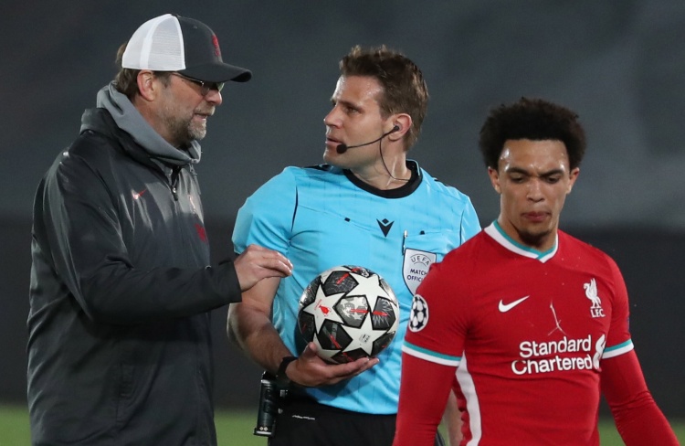 LPL黑马夺冠成功！Tarzan火影四杀，五年生涯终圆梦，BLG全面溃败