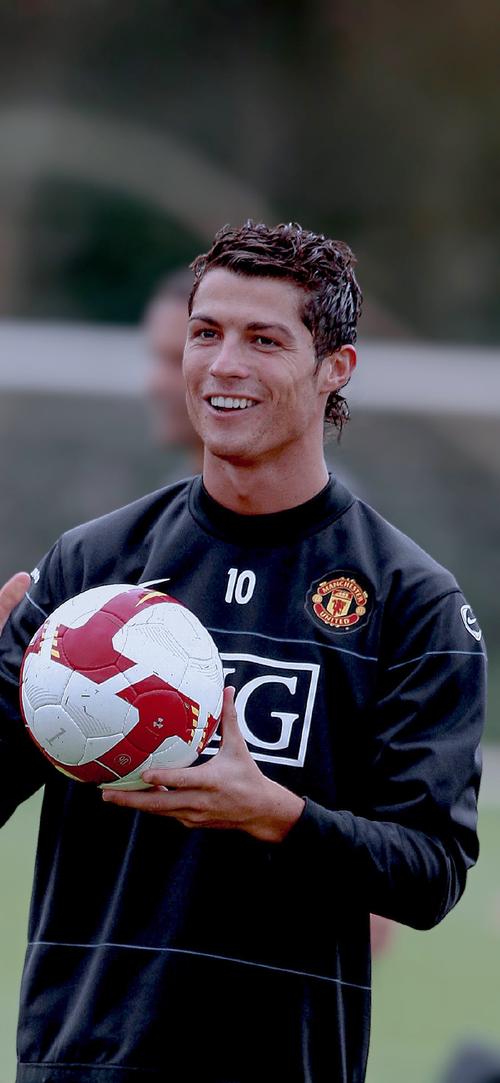 玩实况，更懂球！全新玩法开启新版本！