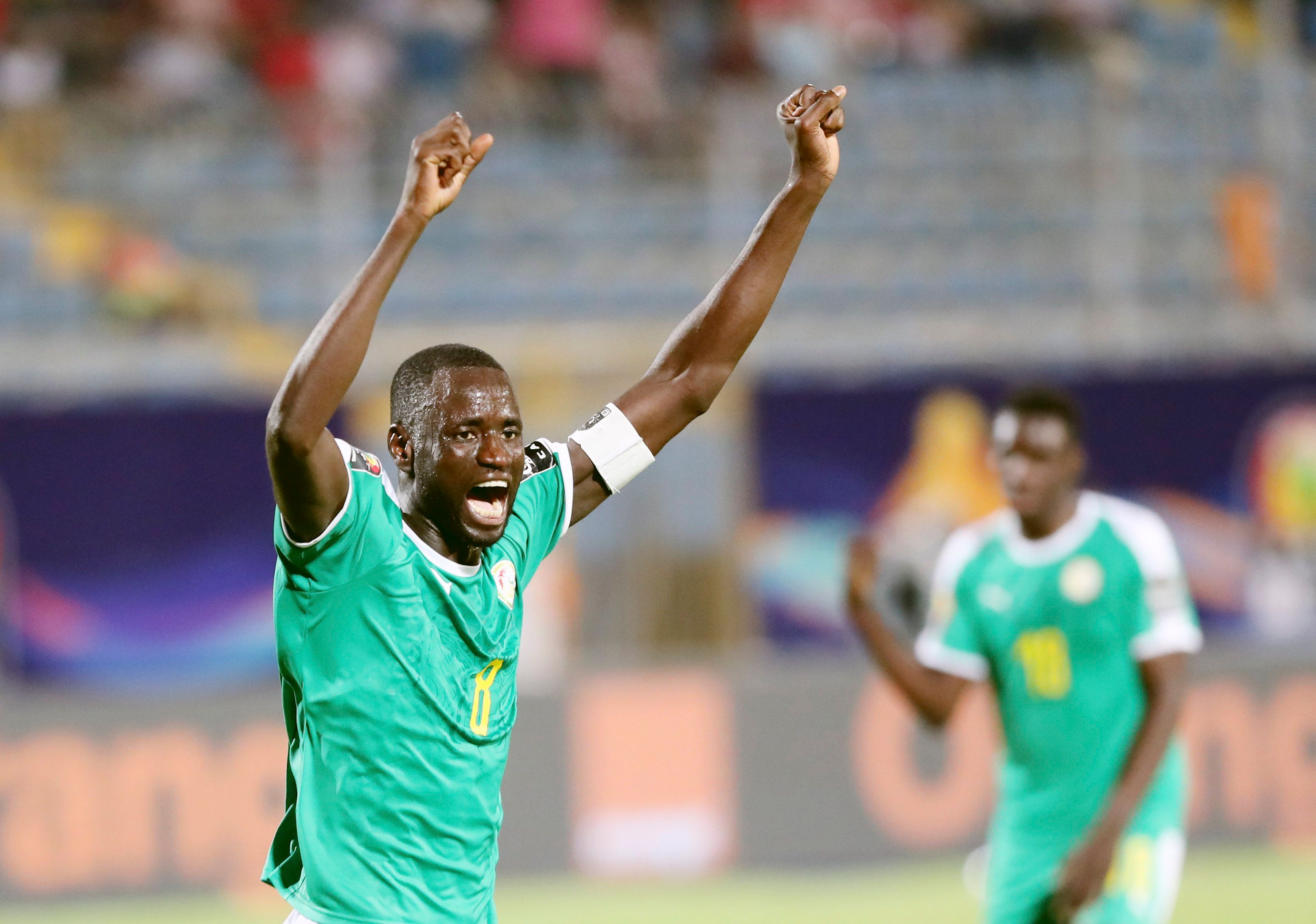 官方：热刺从苏超阿伯丁召回英格兰中卫多林顿