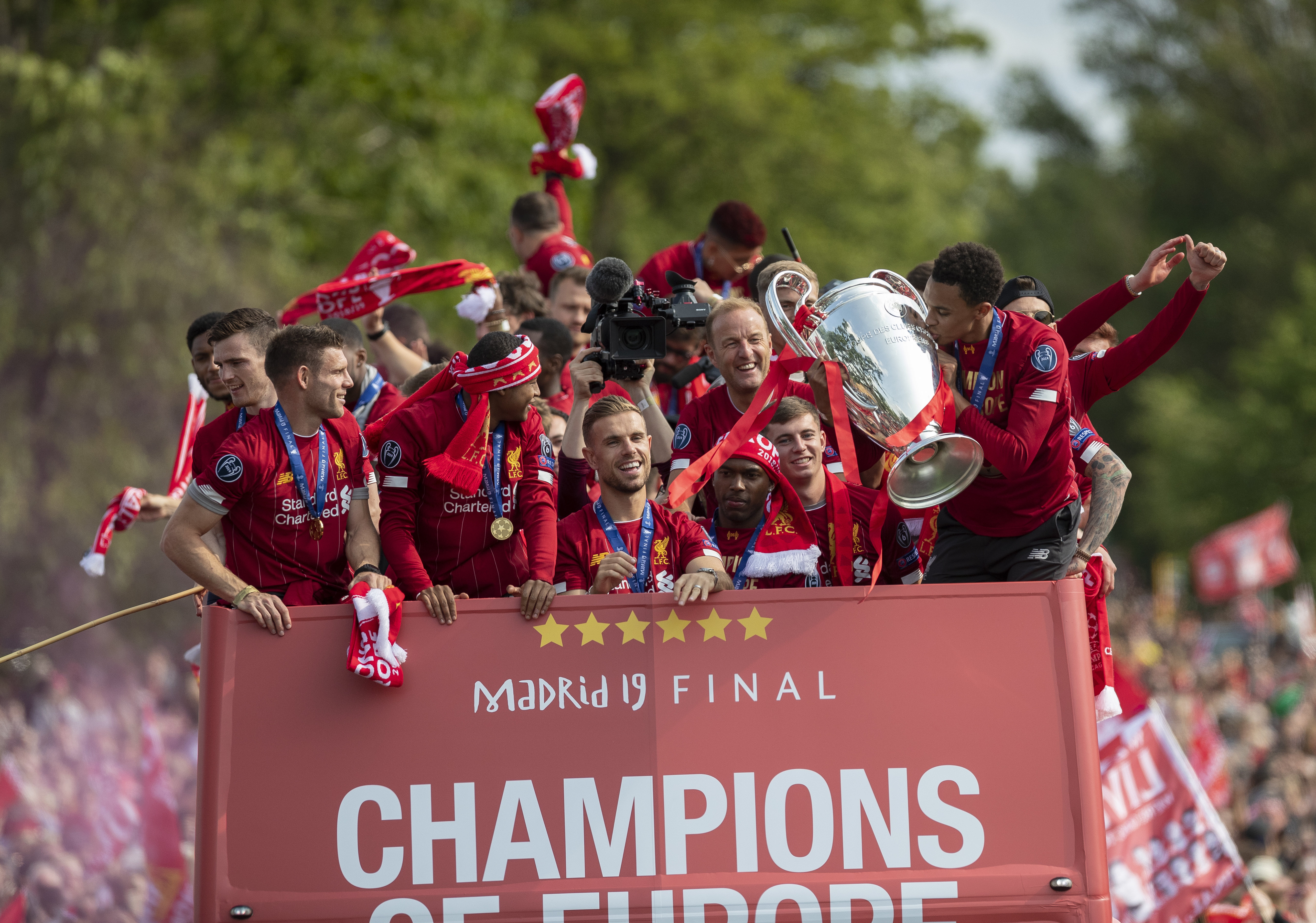 四ban打野，却依旧零封BLG！Wei大夸IG：队友态度端正，非常友好