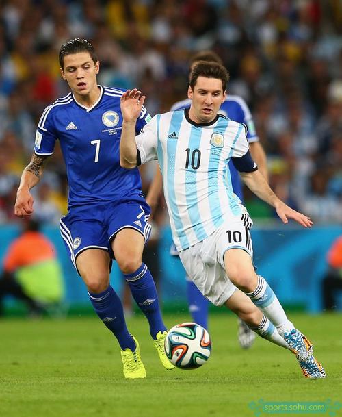 新生代选手表现亮眼